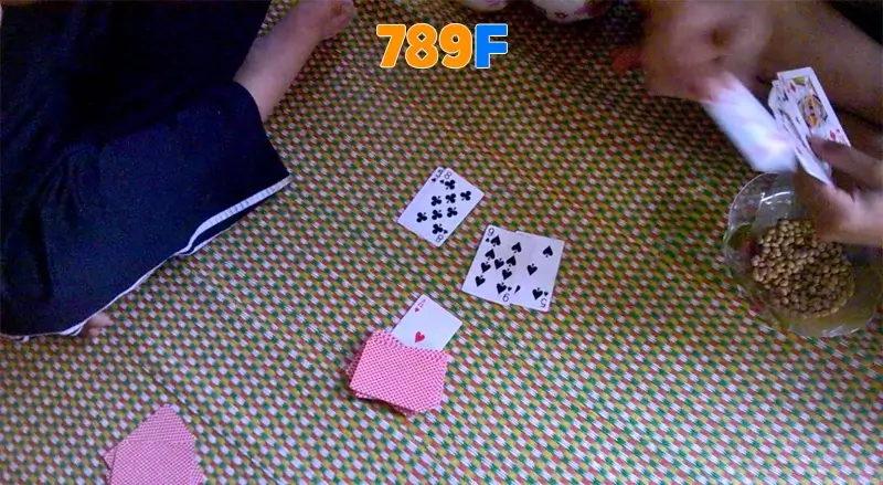 Bài tấn - trò chơi dân gian hấp dẫn được ưa chuộng tại Việt Nam